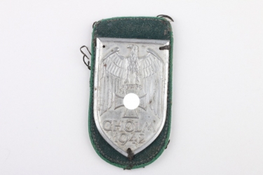 Cholm Shield on shoulder board