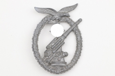 Luftwaffe Flak Badge - semi hollow