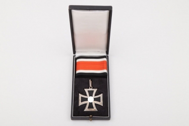 Cased 1939 Knight's Cross of the Iron Cross - 2 Juncker