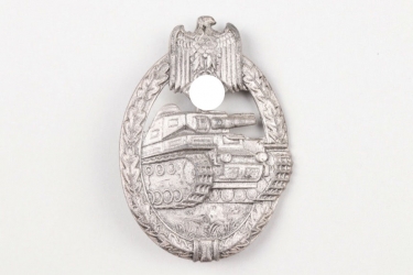 Tank Assault Badge in silver - hollow