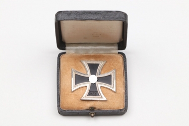 1939 Iron Cross 1st Class "100" in case