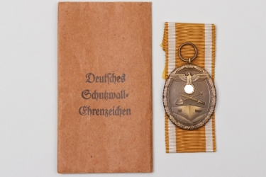 Westwall Medal in bag of issue - Pichl