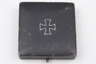 Case to 1939 Iron Cross 1st Class - Meybauer