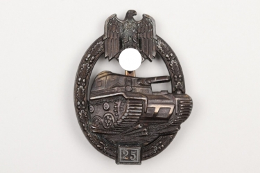 Tank Assault Badge in bronze "25" - JFS