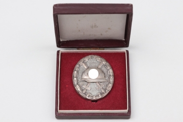 Wound Badge in silver in case - tombak