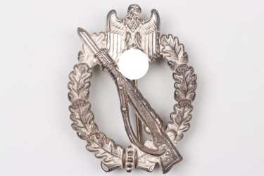 Infantry Assault Badge in silver - Cupal