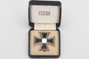 1939 Iron Cross 1st Class in case - 11