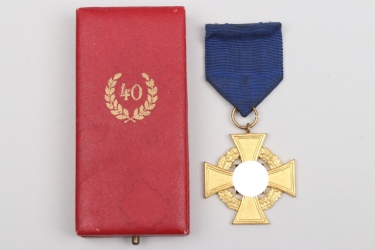 Faithful Service Medal for 40 years with case