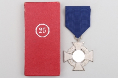 Faithful Service Medal for 25 years with case