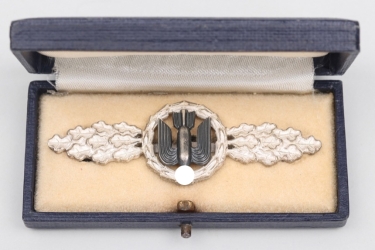 Lt. Berchtold - Squadron Clasp for Kampfflieger in silver + case