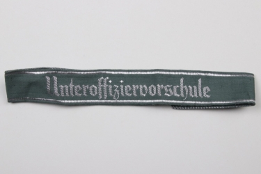 Heer "Unteroffiziervorschule" cuff title