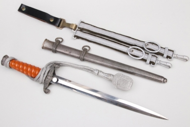 Heer officer's dagger with hangers and porteppe - WKC