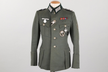 Heer Pionier field tunic with medals - Hauptmann