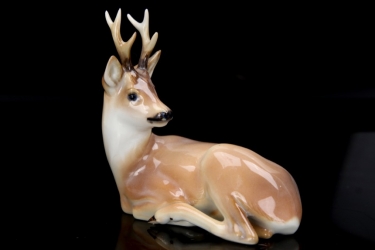 SS Allach - colored porcelain figure of a 'lying stag' #14 (Kärner)