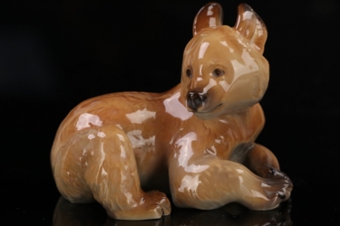 SS Allach - small colored porcelain 'bear' #8 (Kärner)