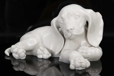 SS Allach - porcelain figure 'lying dachshund" #1 (Kärner)