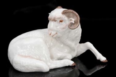 SS Allach - colored porcelain figure of a 'lying ram' #18 (Kärner)