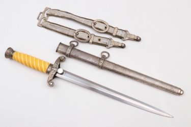 Heer engraved officer's dagger with hangers - WKC