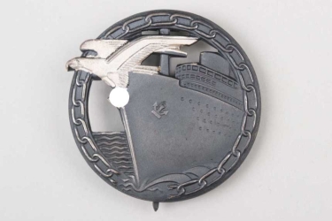 Blockade Runner Badge "Schwerin" - mint