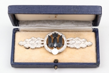 Squadron Clasp for Kampfflieger in silver in case - Osang