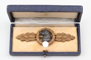Squadron Clasp for Aufklärer in bronze in case