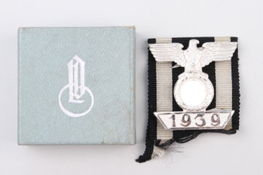 Clasp to 1939 Iron Cross 2nd Class in case "L/11" - mint