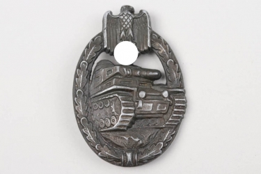 Tank Assault Badge in silver - Hymmen