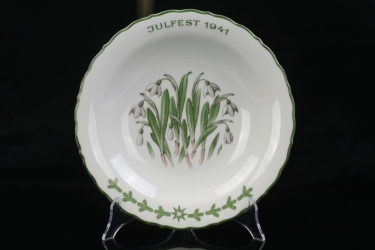 SS Allach - Julfest 1941 colored porcelain plate