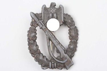 Infantry Assault Badge in Silver S.H.u.Co. hollow zinc