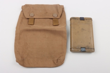 Wehrmacht anti-gas cape pouch + K98 cleaning kit