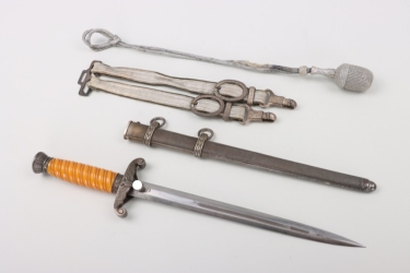 M35 Heer officer's dagger with hangers and portpee - WKC