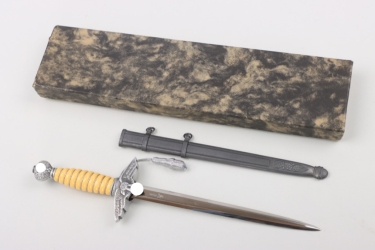 Miniatur to M37 Luftwaffe officer's dagger with portepee & case - SMF