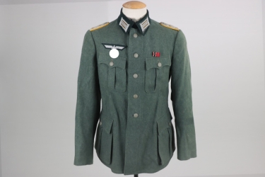 Heer cavalry field tunic for a Rittmeister mit removed cuff title
