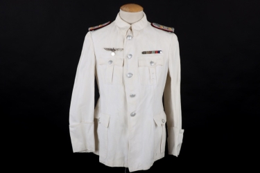Heer white summer tunic for a civil servant