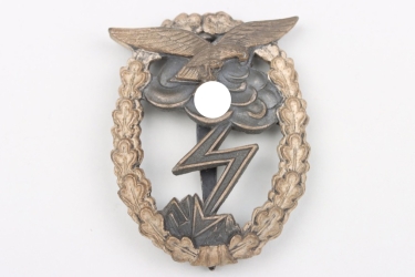 Luftwaffe Ground Assault Badge - M.u.K.