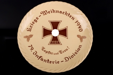 "Kriegs-Weihnachten 1940 79.Infanterie-Regiment" porcelain plate (Villeroy & Boch)