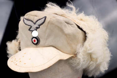 Luftwaffe winter fur cap - Rb-number