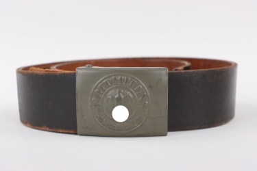 Heer EM/NCO field buckle with leather tab and belt - R.S.&S.