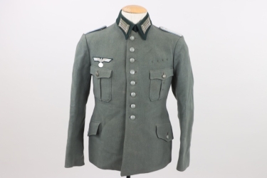 Heer transport service tunic for a Leutnant