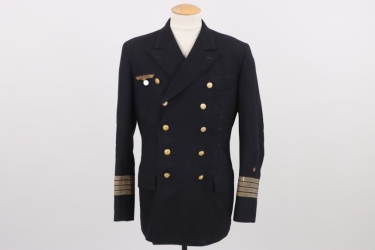 Kriegsmarine jacket for a Kapitän z.S.