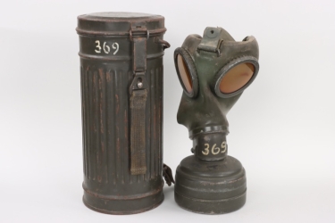 Wehrmacht gas mask with can to NSKK-Rottenführer Guggelmeyer