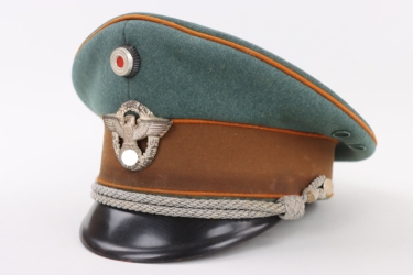 Gendarmerie officer's visor cap
