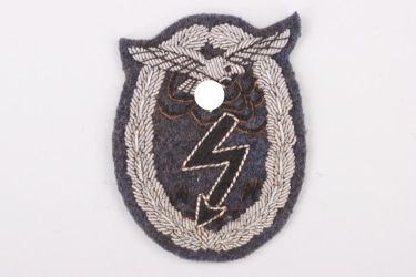 Luftwaffe Ground Assault Badge - cloht type for officers