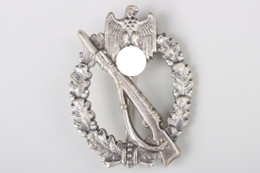 Infantry Assault Badge in Silver - Wurster (small W)