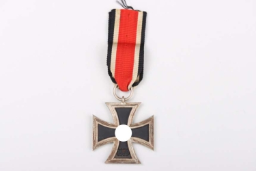 1939 Iron Cross 2nd Class - "7" Paul Maybauer, Berlin