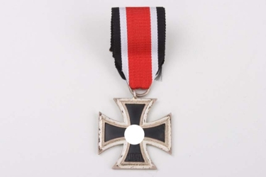 1939 Iron Cross 2nd Class - "100" Rudolf Wächtler & Lange, Mittweida