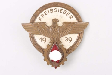 National Trade Competition Kreissieger Badge 1939 - A.G.THAM, GABLONZ