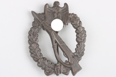 Infantry Assault Badge in Silver "Fo"