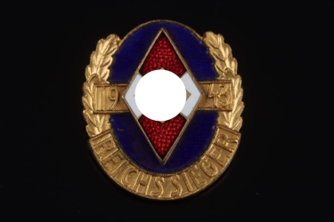 1943 HJ Reichssieger Badge in Gold