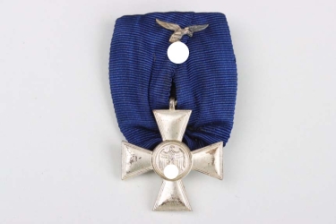 Luftwaffe Long Service Award 2nd Class for 18 years on medal bar